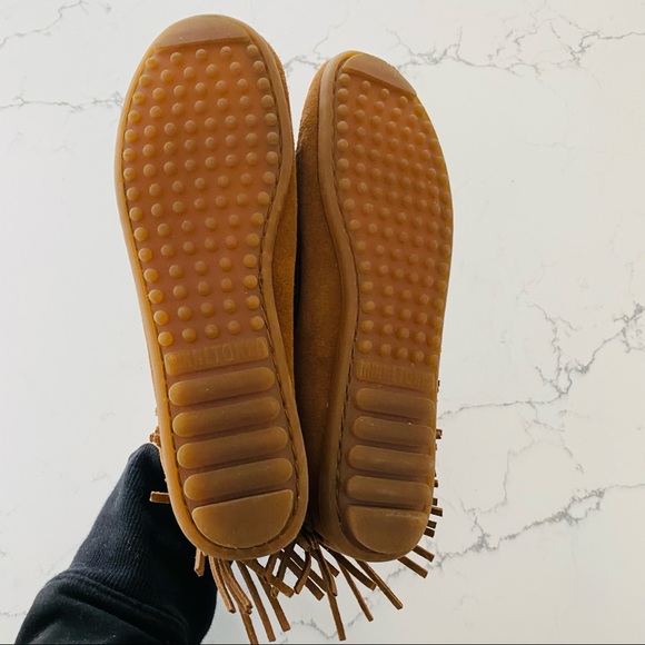 Minnetonka Fringe Hardsole Moccasins - Picture 9 of 10
